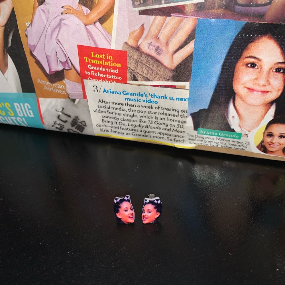 ariana grande earrings